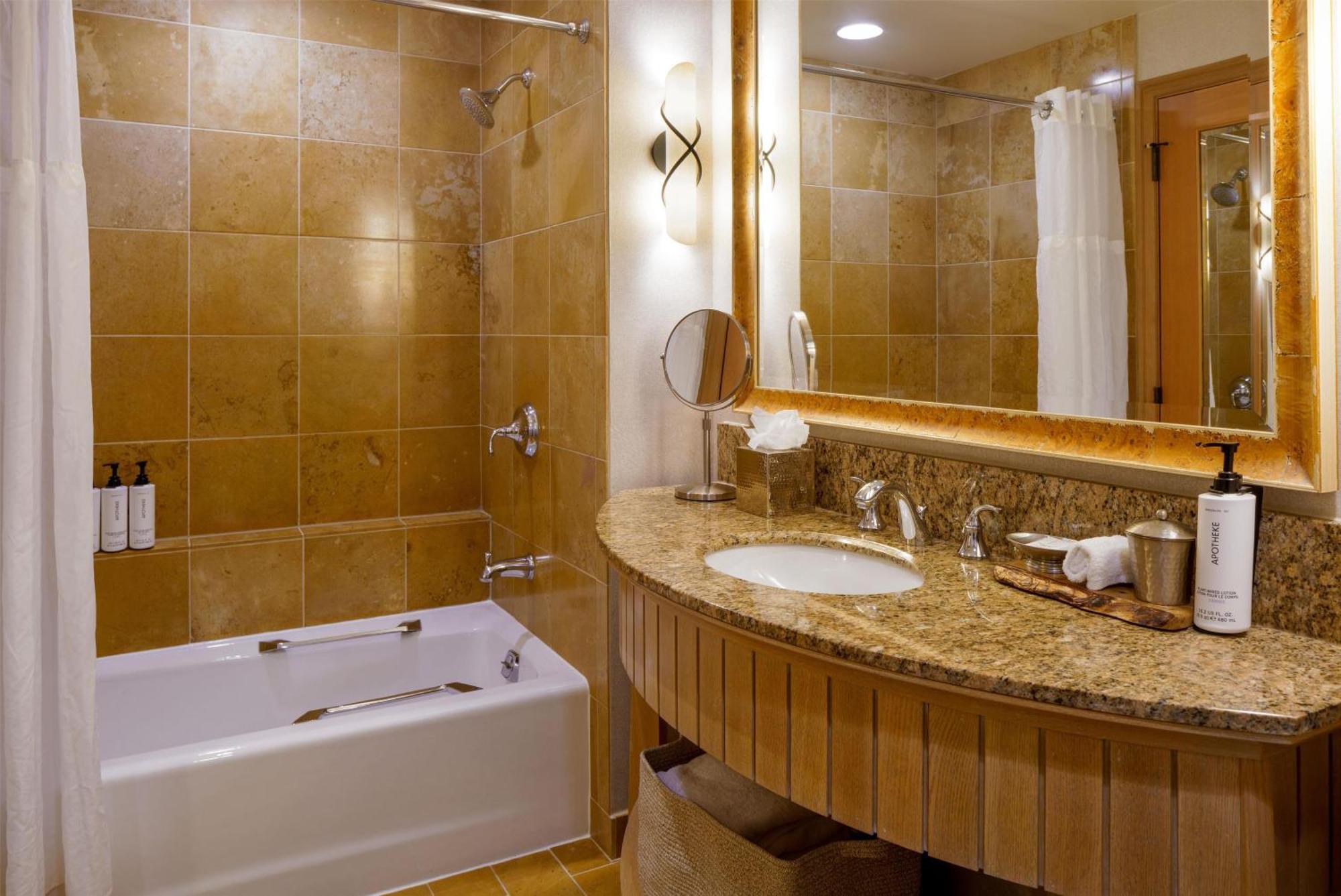 Lodge Studio Suite, Resort View (Newly Renovated)